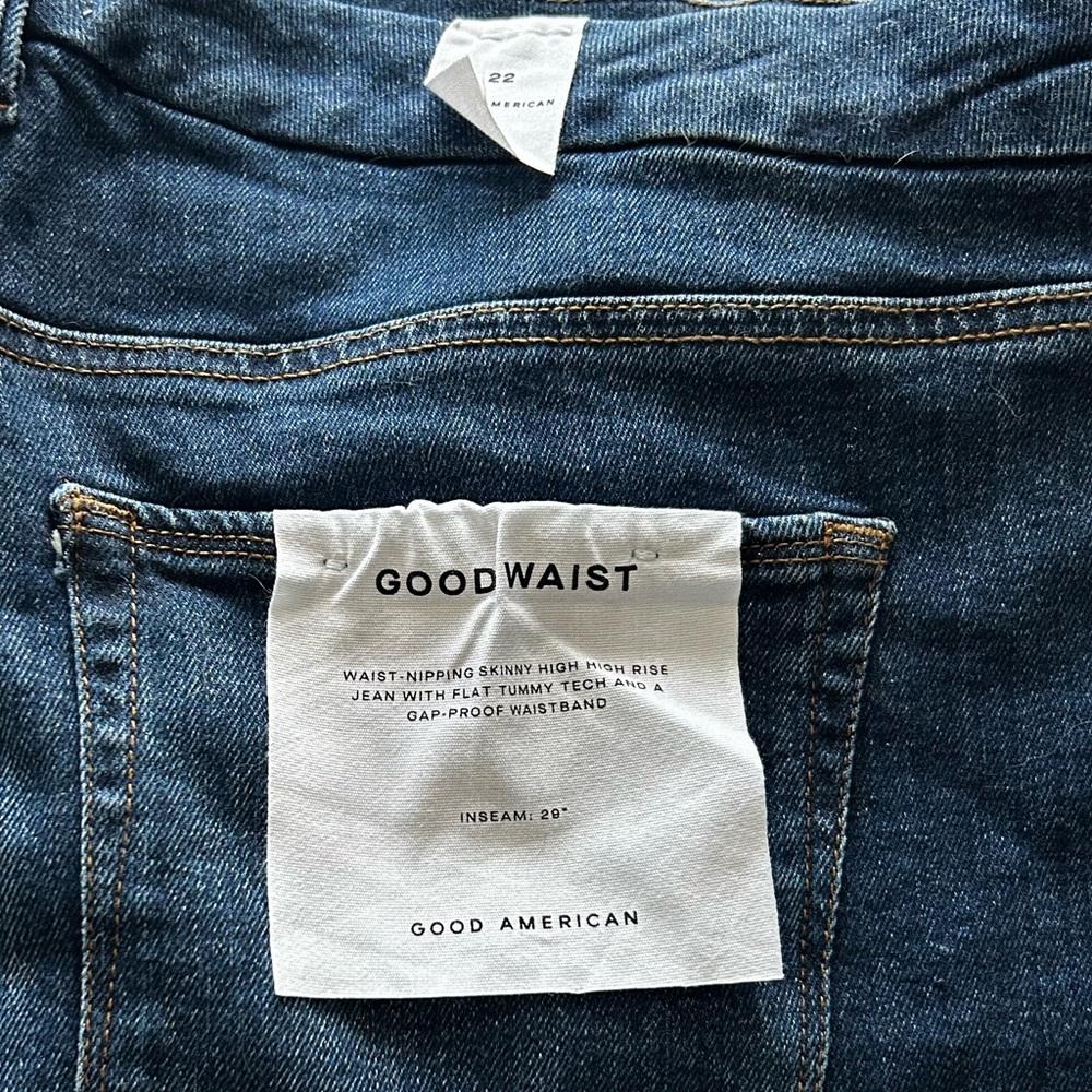 NWT Good American Good Waist Size 22 with 29’ inseam jeans